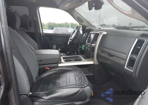 2020 Ram 1500 Classic Warlock 4X4 6'4 Box from USA, damaged, VIN 1C6RR7GG1LS107972